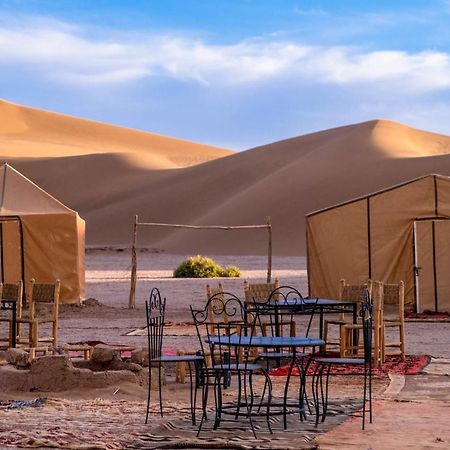 Bivouac Dune Iriki Foum Zguid Esterno foto