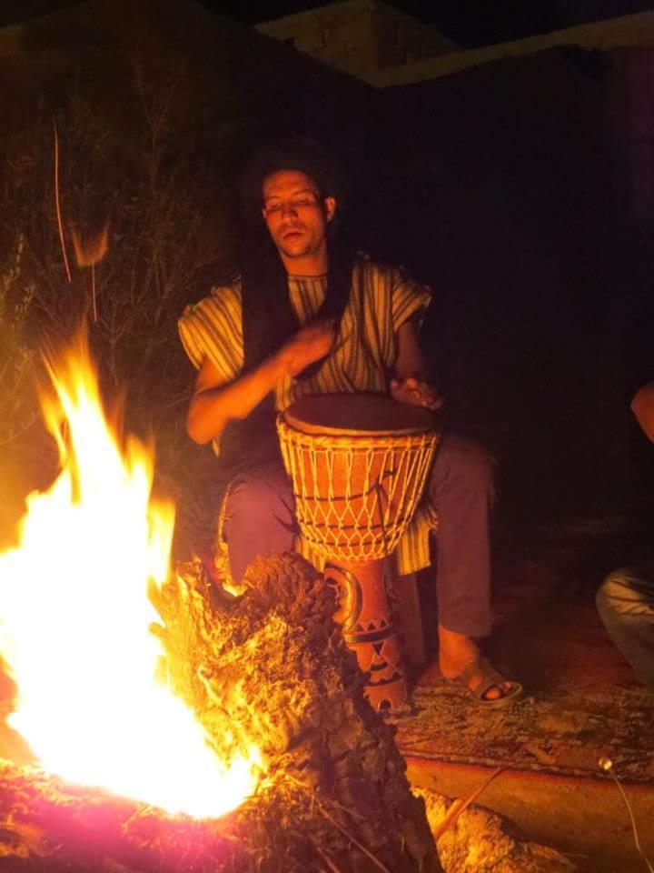 Bivouac Dune Iriki Foum Zguid Esterno foto